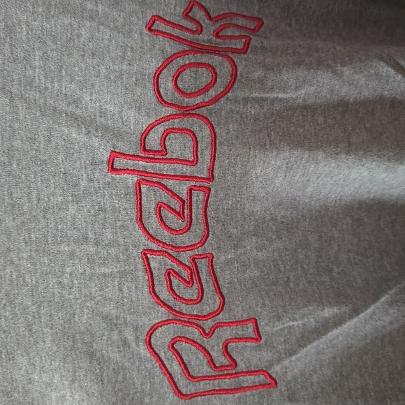 Reebok Gray and Navy Raglan Shirt - Picture 4 of 8